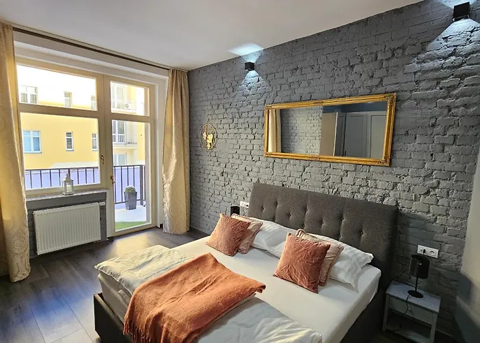 Apartment Silver 313